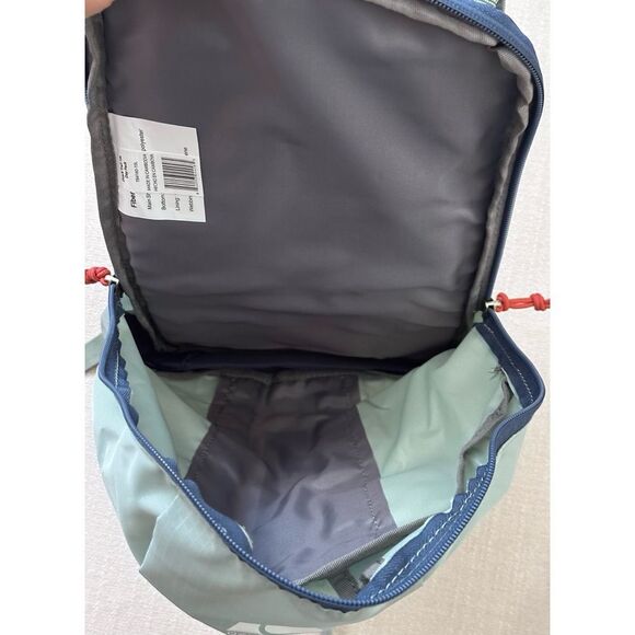 Ozark Trail Unisex 10L Day Pack, LIGHT GREEN - Picture 5 of 9